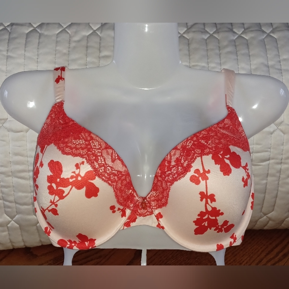 Victoria Secret bra 32dd